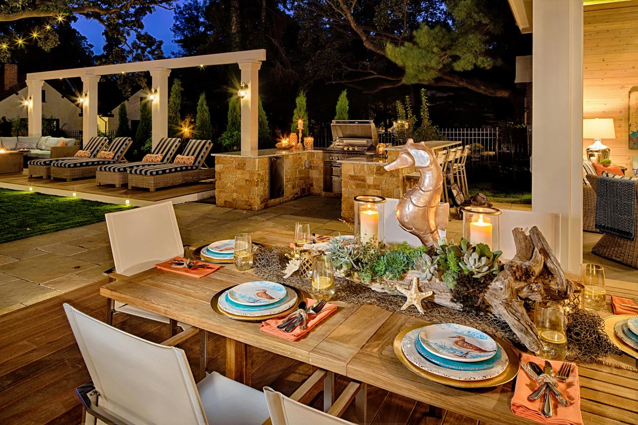 coastal outdoor space in gorgeous must see outdoor dining areas | lovelyspaces.com