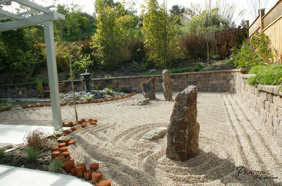 zen garden in Best Inspiring Backyard Designs | LovelySpaces.com